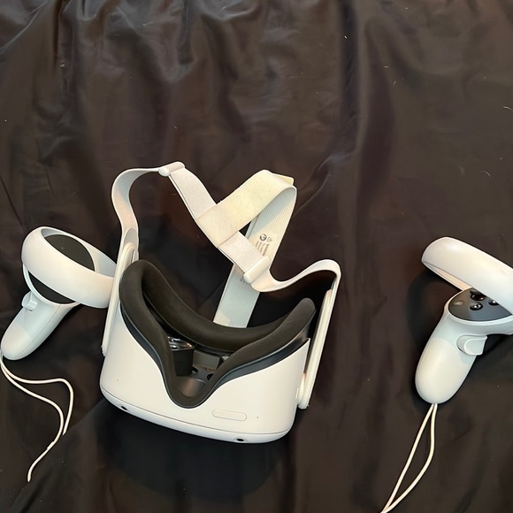 Oculus quest 2 - Picture 3 of 3